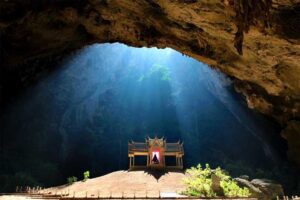 phraya-nakhon-cave