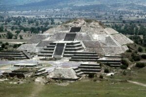 the-pyramid-of-the-moon-teotihuacan