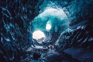 vatnajokull-glacier-cave