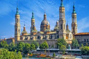 basilica-of-our-lady-of-Pillar