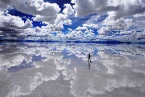 salar-de-uyuni-bolivia