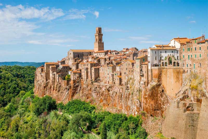 pitigliano-beautiful-places-in-italy