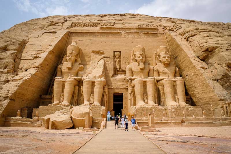 abu-simbel-beautiful-ancient-egyptian-temples