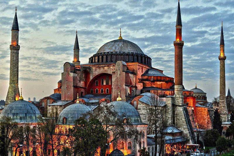 aya-sofya-beautiful-places-in-turkey