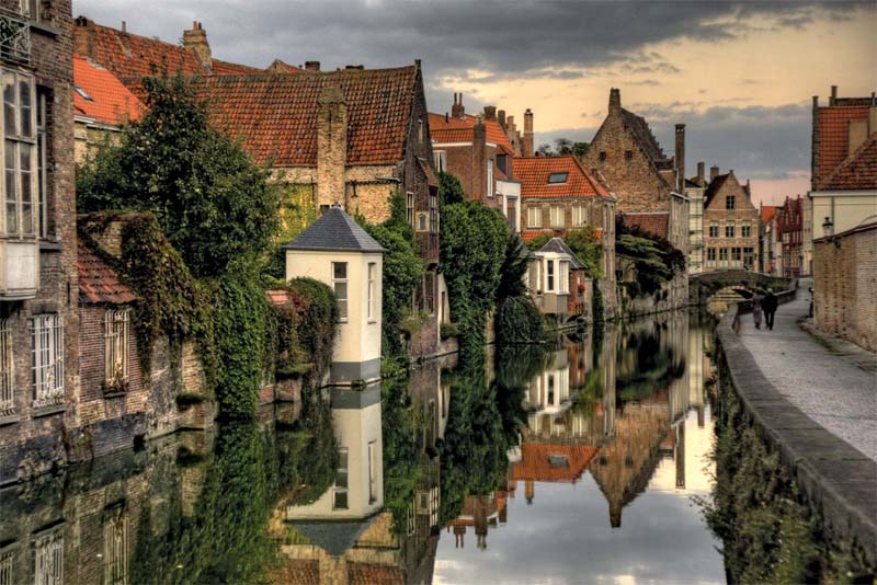 bruges-beautiful-places-in-belgium