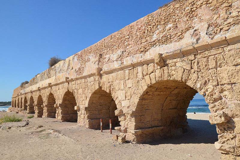 caesarea-aqueduct