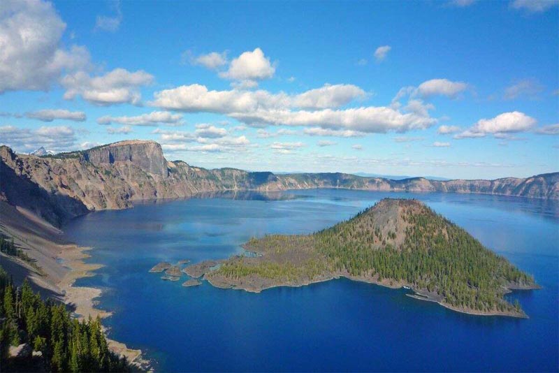 crater-lake-deepest-lakes