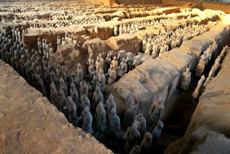 mausoleum-of-first-qin-emperor-china-famous-tombs