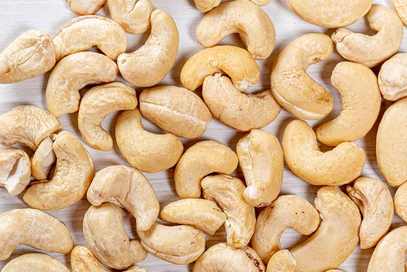 raw-cashews-deadly-fruits