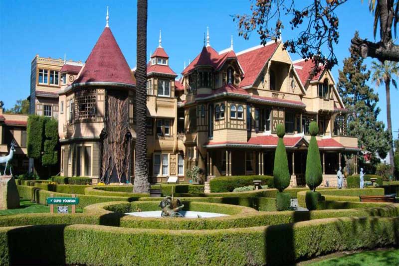 the-winchester-house-mysterious-places