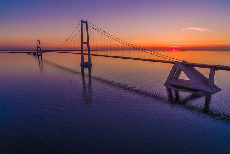 10 Most Famous Bridges in The World Depth World