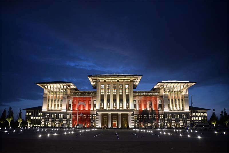 ak-saray-largest-palace