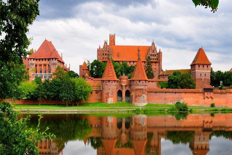 malbork-castle-largest-palace