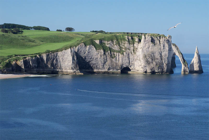 the-cliffs-of-etretat