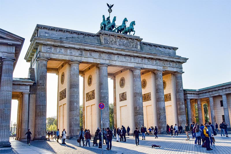 brandenburg-gate