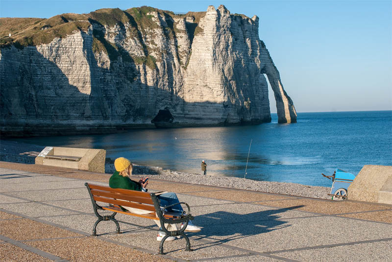 etretat-cliffs