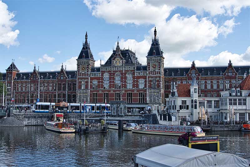 amsterdam-best-honeymoon-place