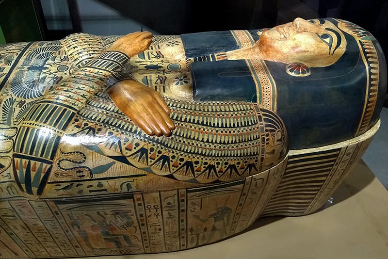 ancient-Egyptians-used-dead-mice-to-ease-toothaches